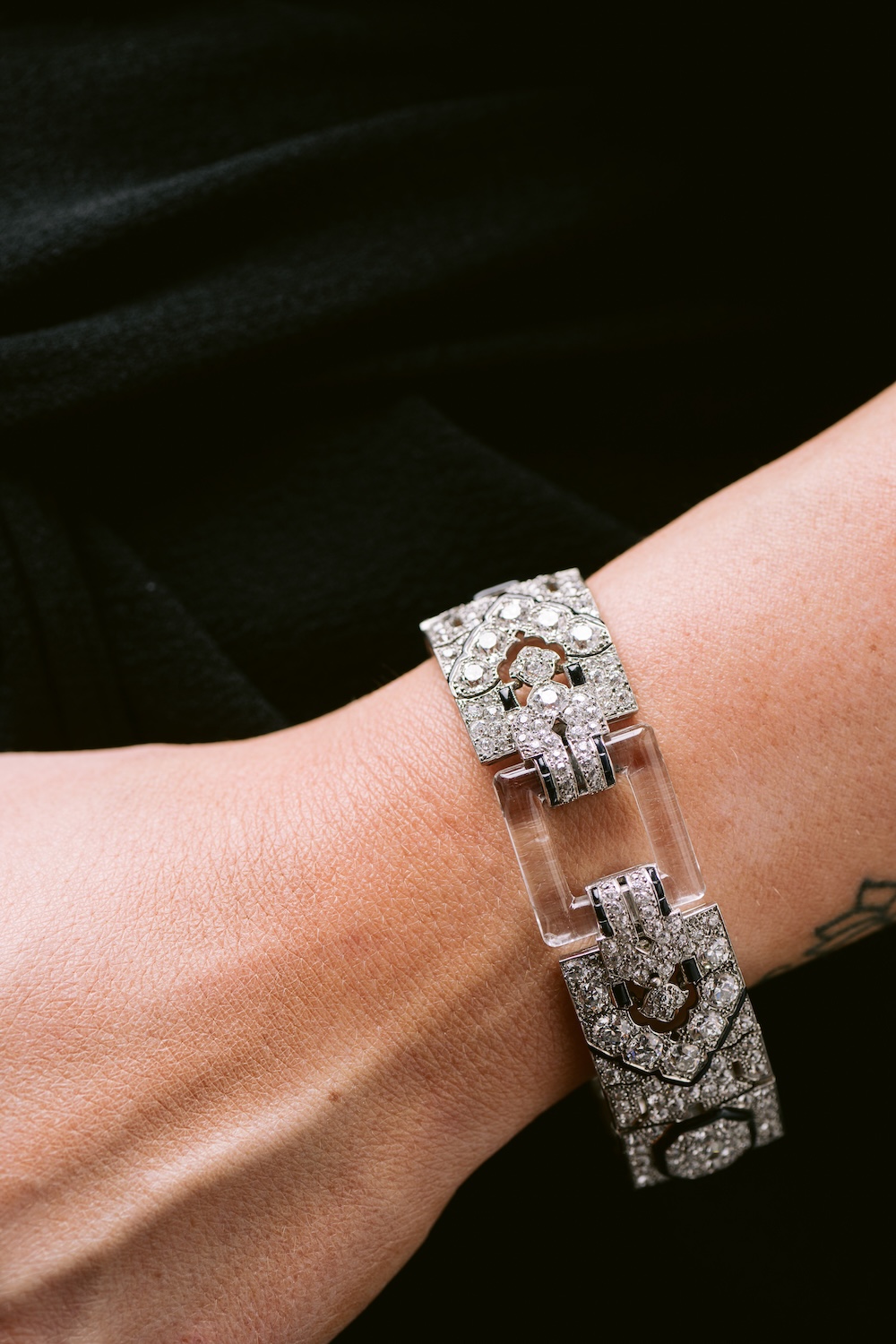 Morelledavidson2antique_vagas_couture_2024_by_headshotstories_9716